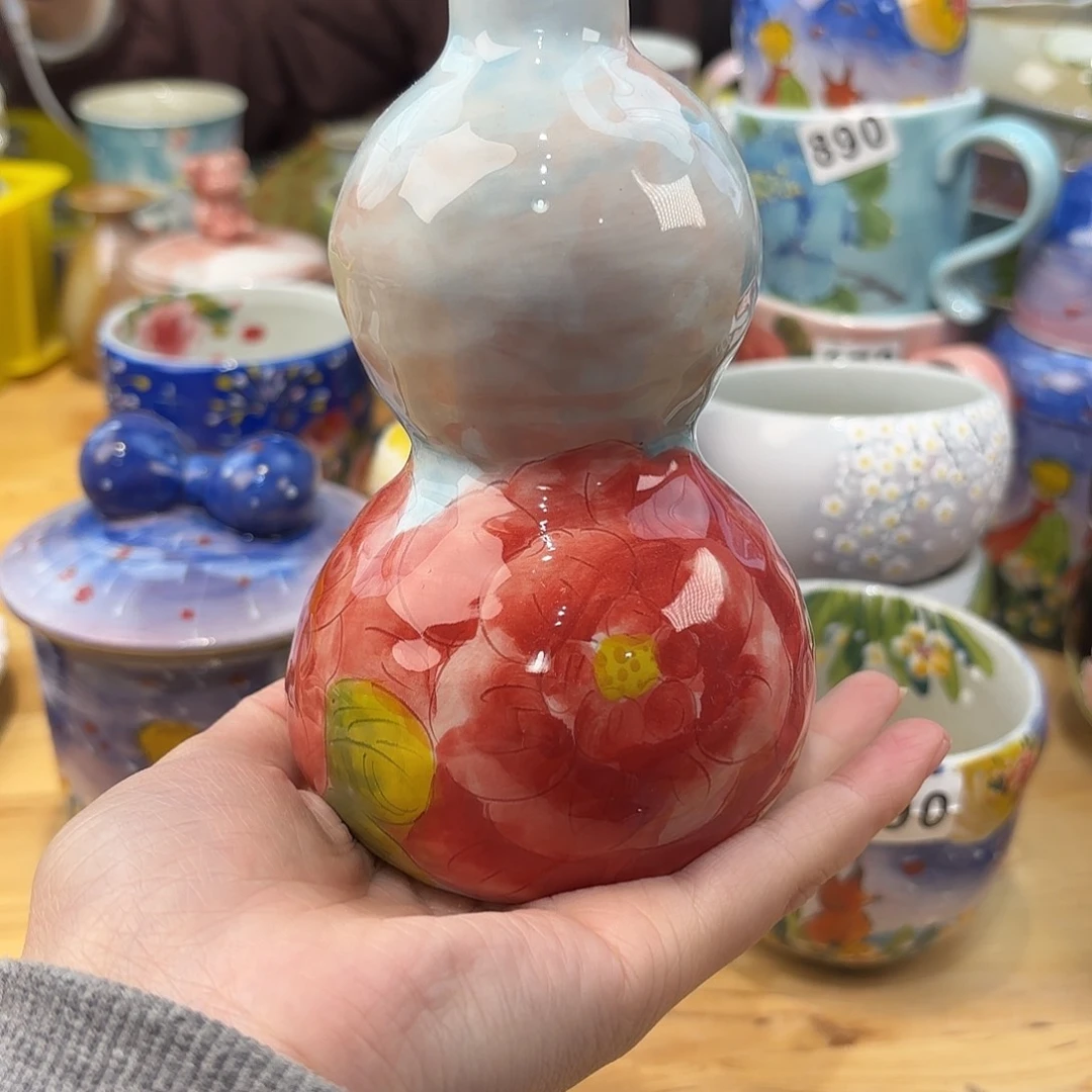 瓷片兔兔。。兔兔好帅