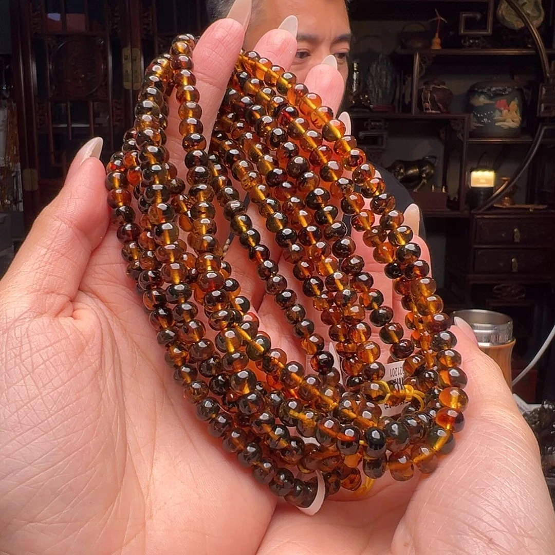 琥珀裸石未镶嵌抚顺琥珀021201多样性发其一6mm