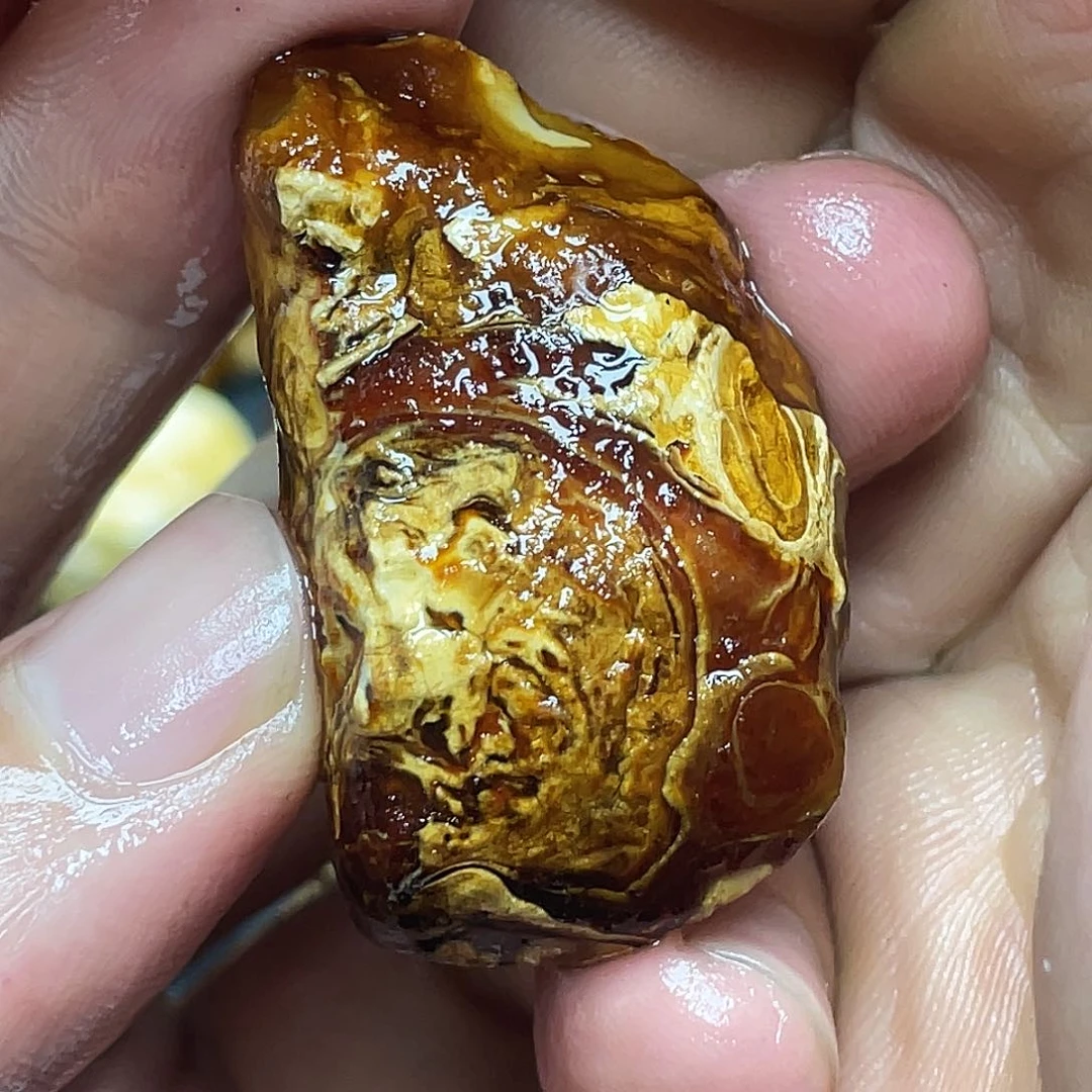 定制琥珀未镶嵌吞