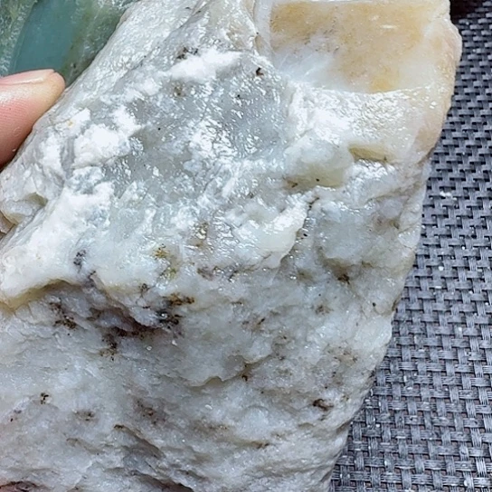 和田玉（糖玉）未镶嵌珠宝半成品
