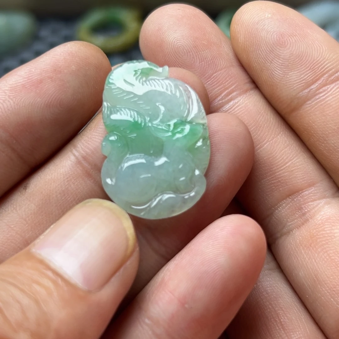 未镶嵌定制翡翠九尾狐