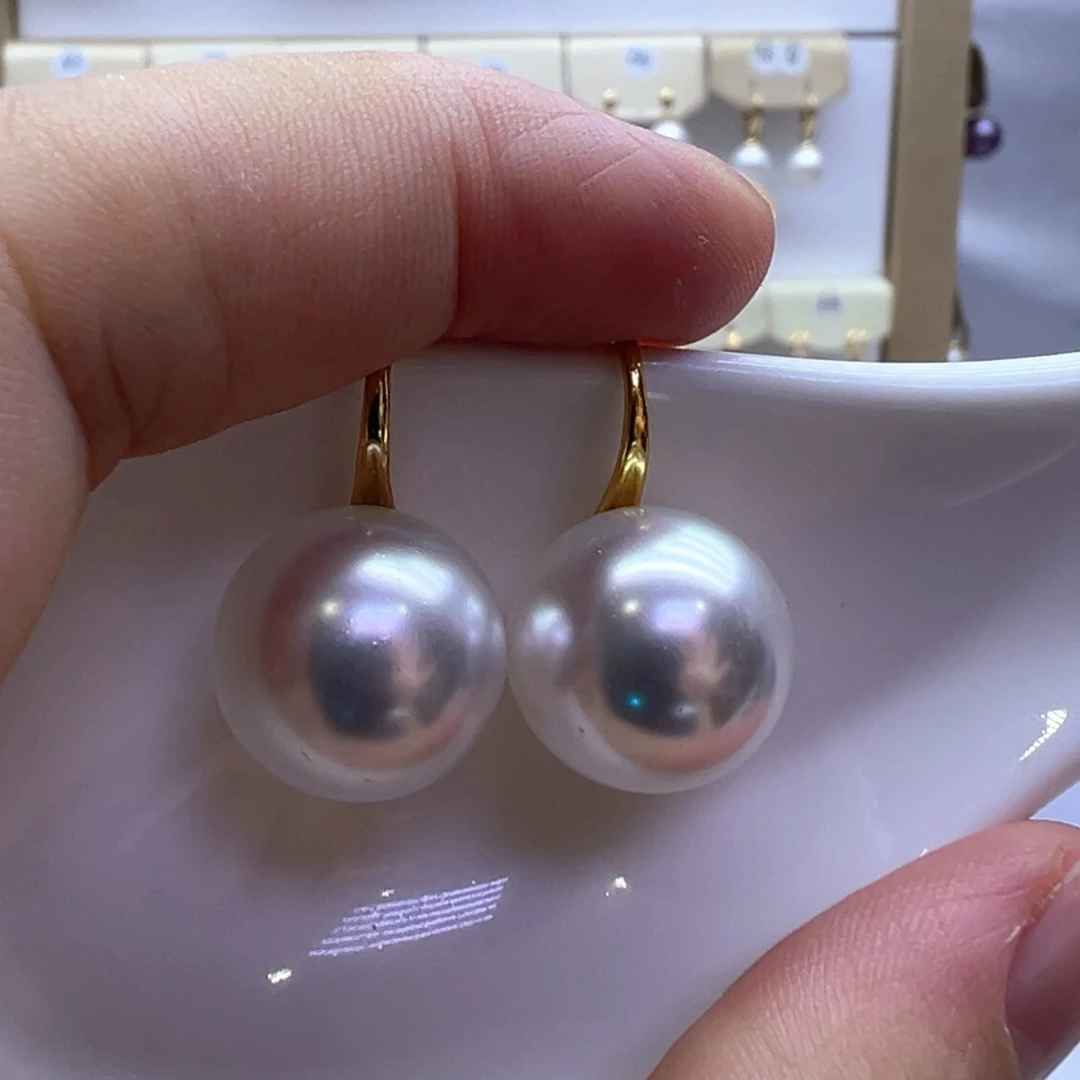 18K金镶嵌淡水珍珠耳饰