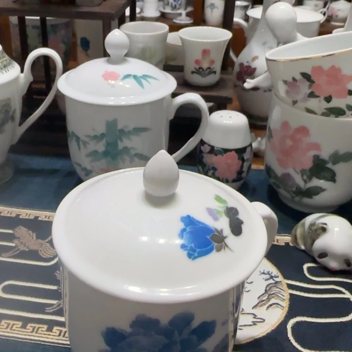 用***6界牌茶杯微瑕包邮