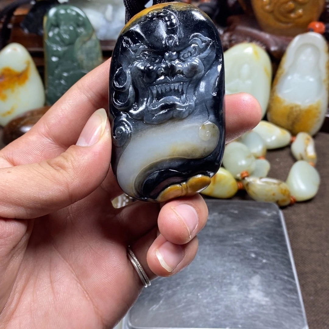 和田玉未镶嵌挂件