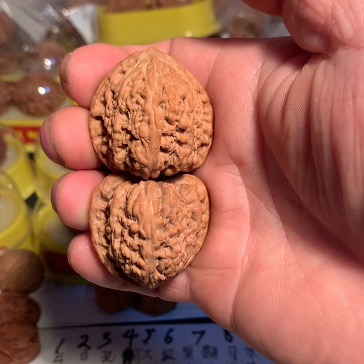 海***川文玩核桃吊坠红玛瑙3.78