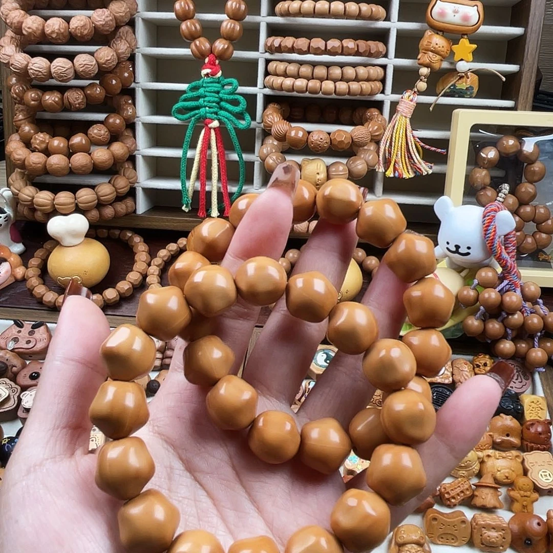 猴头核桃吊坠胖星星猴头手串