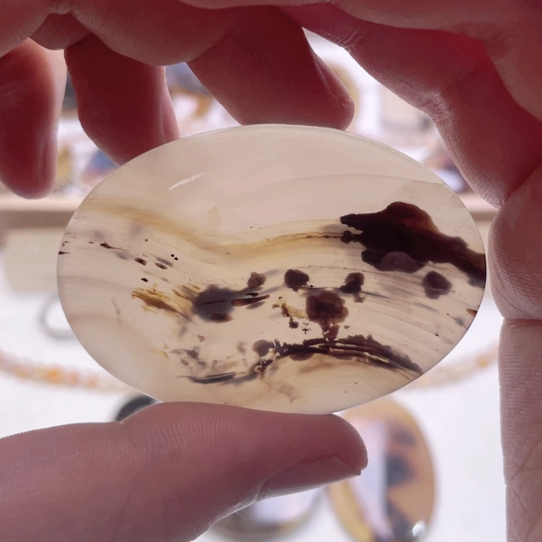 玛瑙/玉髓颈饰未镶嵌