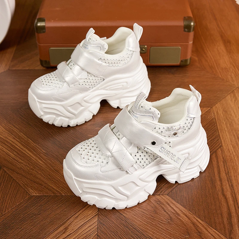 2025新款时尚亮钻休闲透气厚底增高老爹鞋百搭