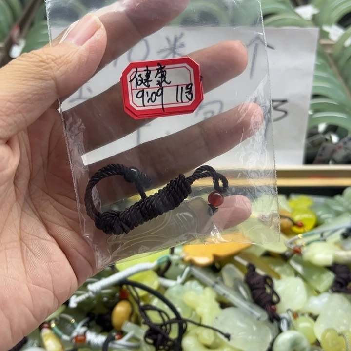 健***康蛇纹石玉未镶嵌手镯