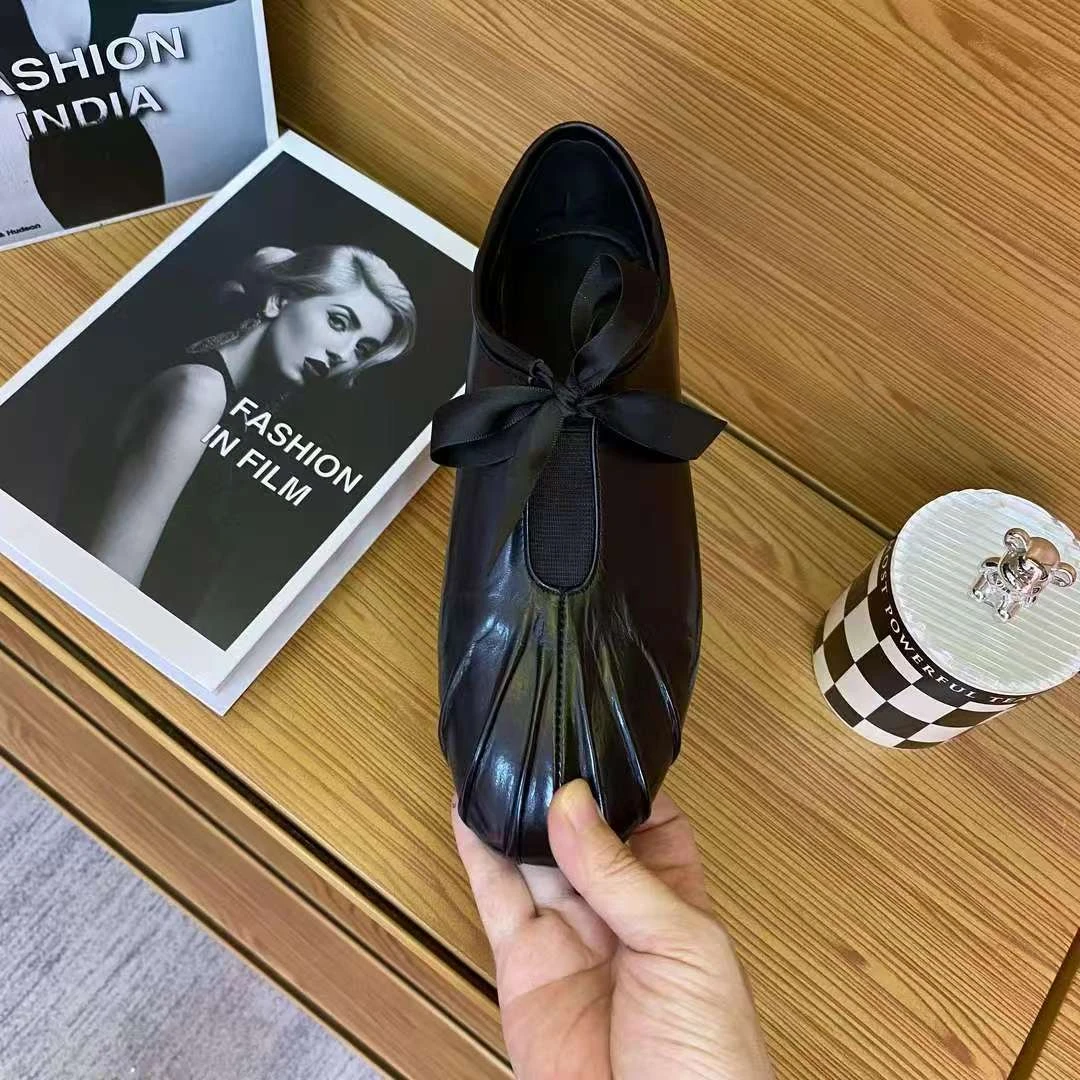 591-1早秋新款圆头褶皱小众平底系带芭蕾鞋复古百搭单鞋