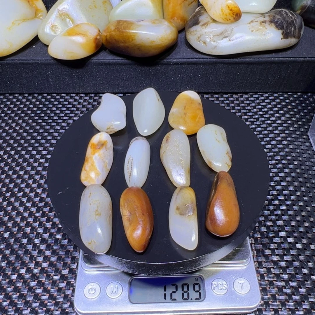 和田玉（子料）未镶嵌吊坠(不含链)128克