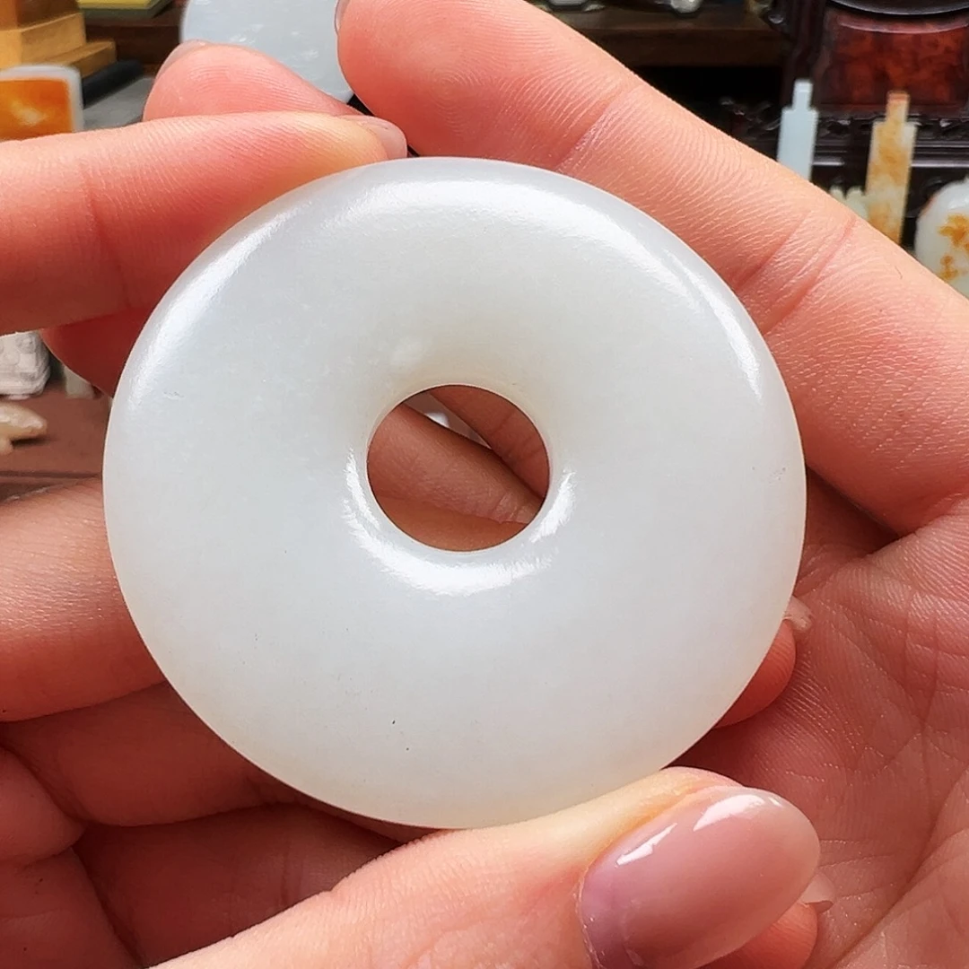 颈饰未镶嵌和田玉k**ᧁ