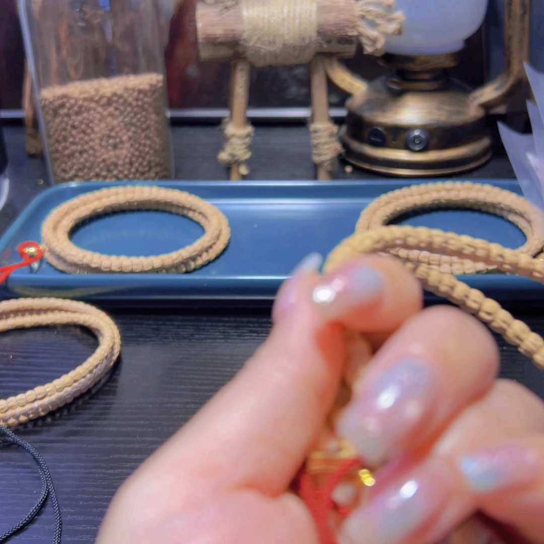 柏香籽/百香籽吊坠李*图