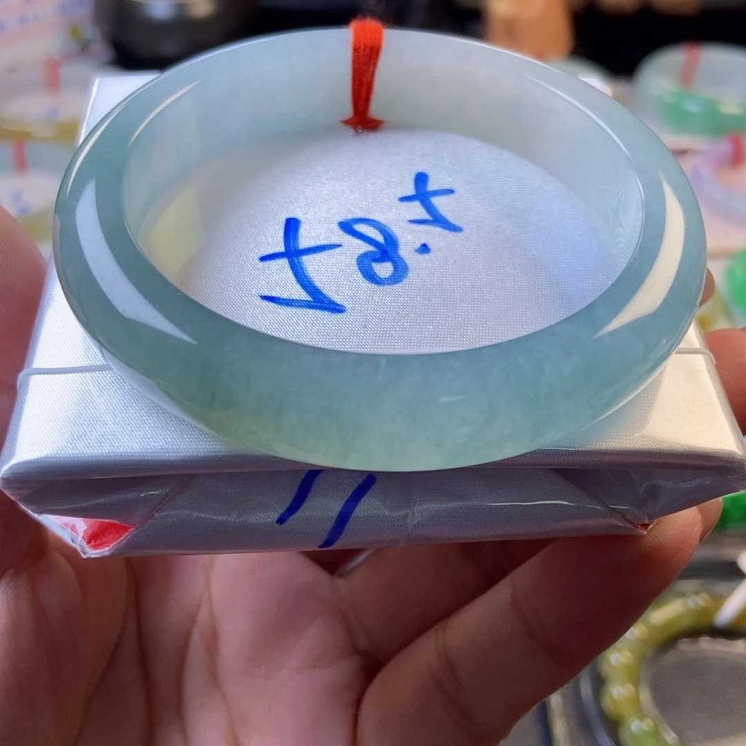 翡翠未镶嵌手镯8半山水冰水蓝