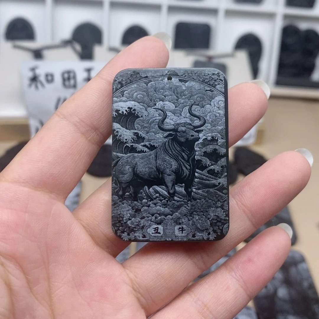 和田玉（糖玉）颈饰未镶嵌
