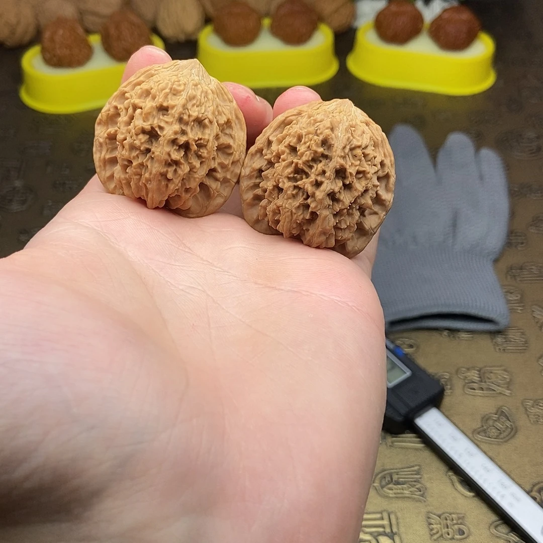 核桃百花山满天星38尺寸编号042白茬全品