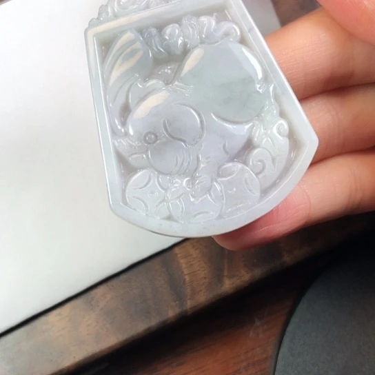 翡翠未镶嵌颈饰缅甸A货，每天下午1点半开播