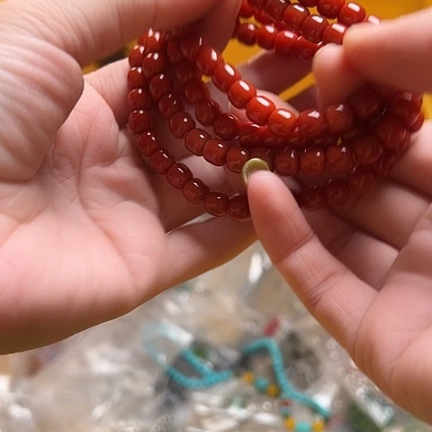 南红玛瑙合金手链以图片为主啊