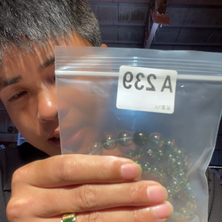大叶紫檀（黑酸枝木类）禅****?239