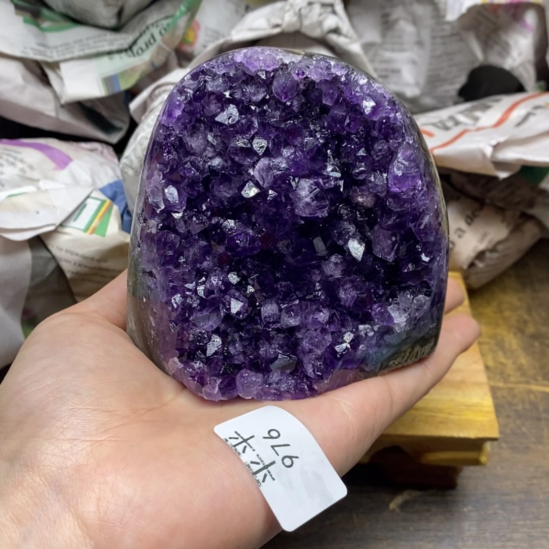 紫晶乌拉圭未镶嵌