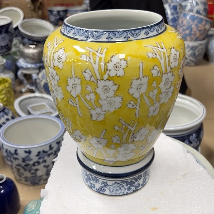 瓷片微瑕。。。。。。。。。。。。