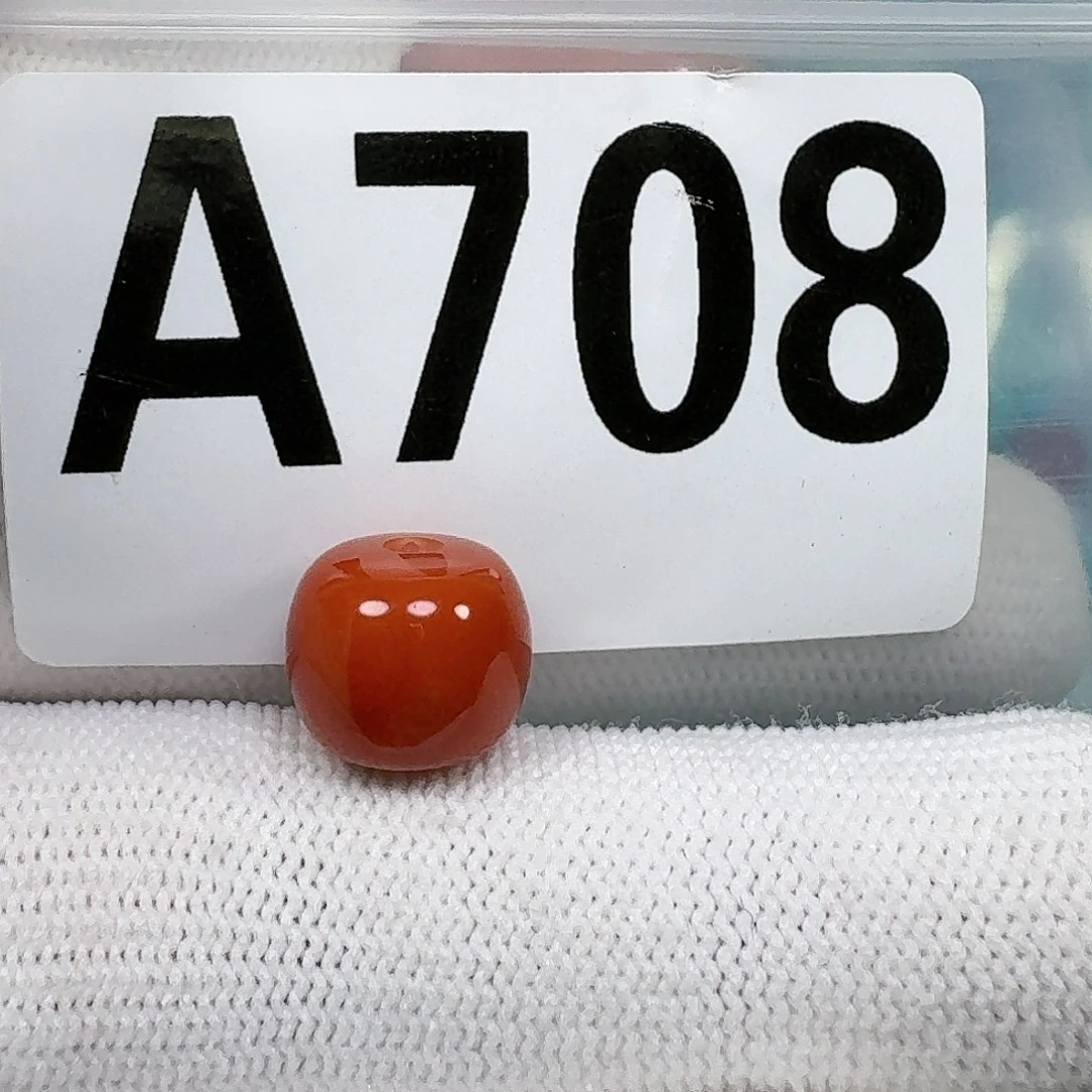 南红玛瑙未镶嵌珠宝奇石