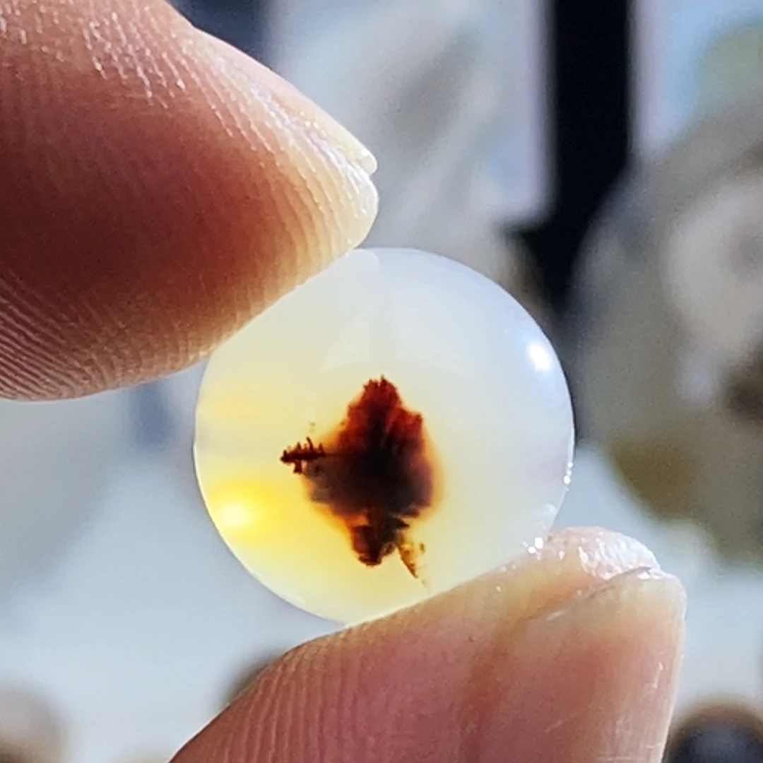 燕***舞玛瑙/玉髓未镶嵌吊坠(不含链)