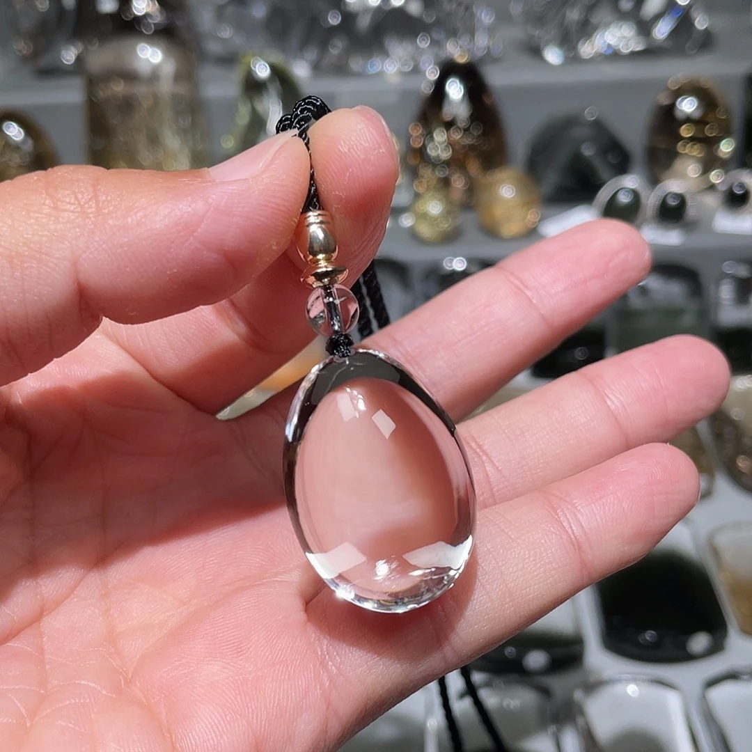 佳***.颈饰未镶嵌水晶挂件