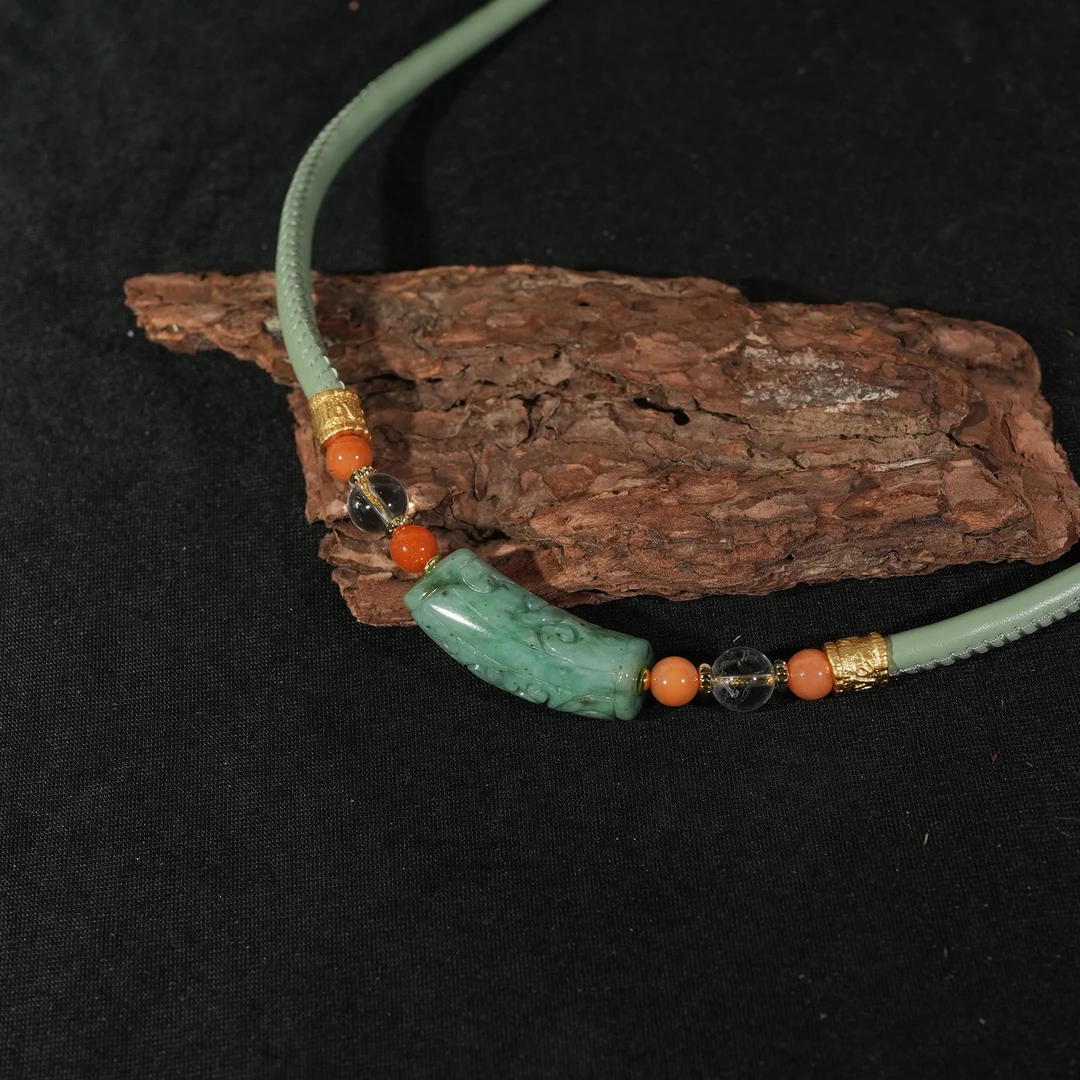 6.29香港王老板-翡翠吊坠t2557