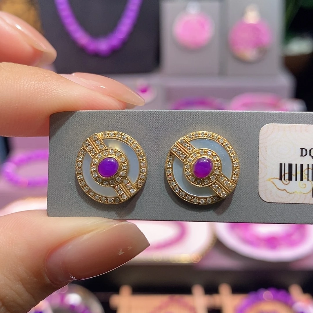 18K金镶嵌苏纪石（舒俱来）耳钉