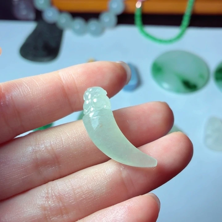 定制翡翠未镶嵌包工