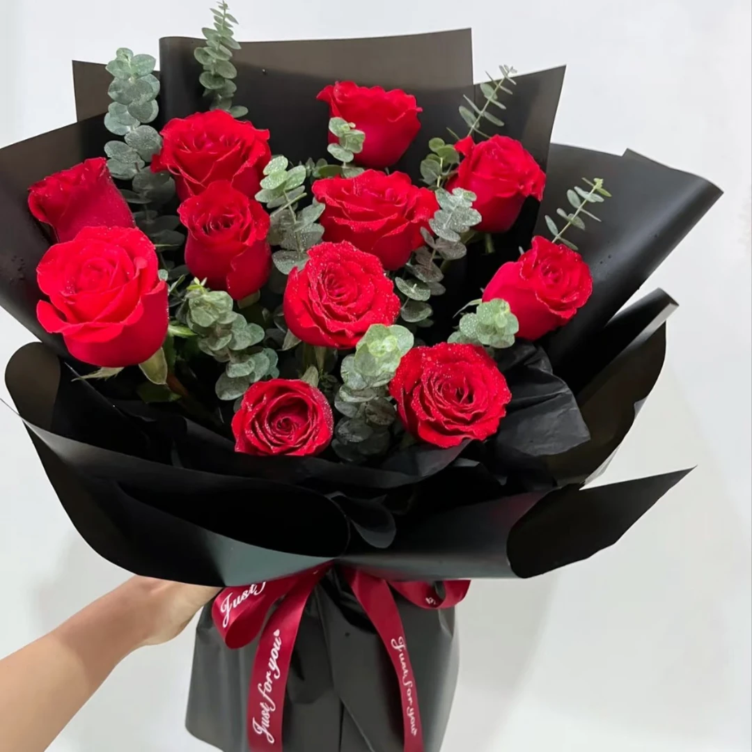 11支红玫瑰情人节花束