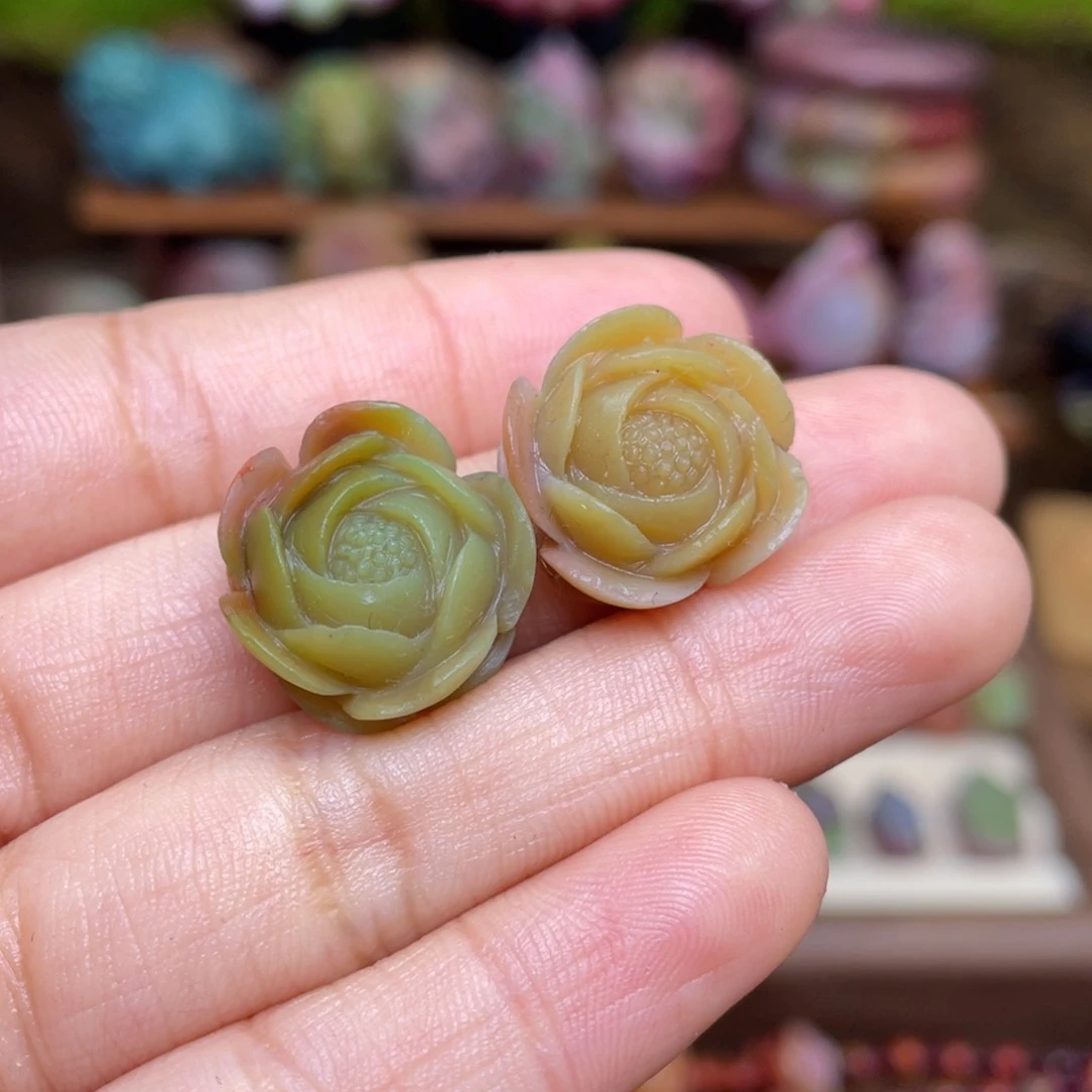 玛瑙/玉髓珠宝半成品未镶嵌盐源玛瑙花花