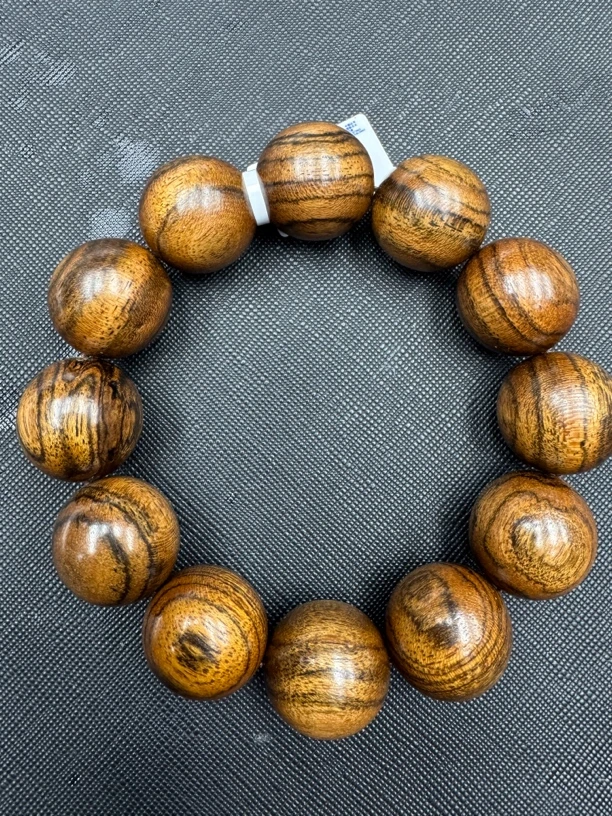 277沉木圆珠手串