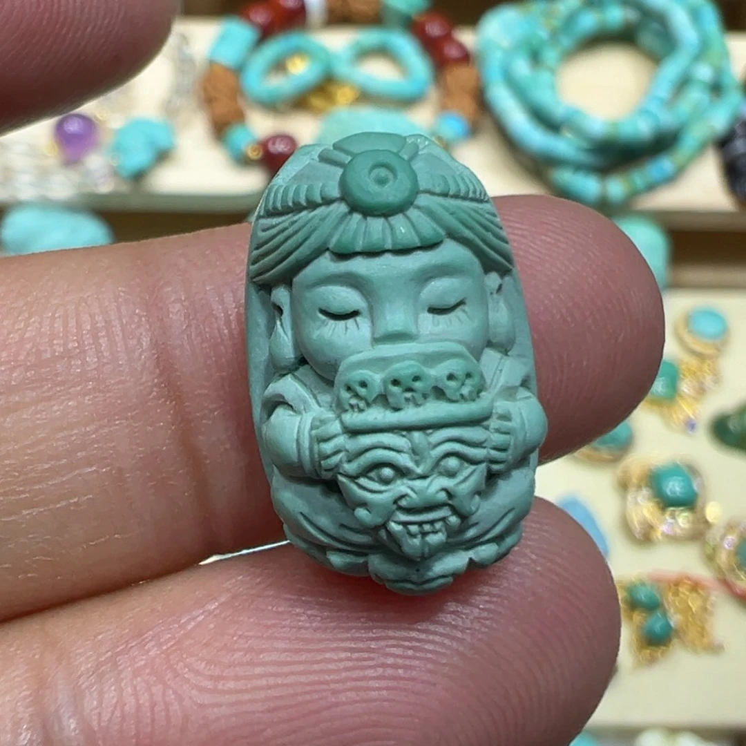 绿松石未镶嵌颈饰