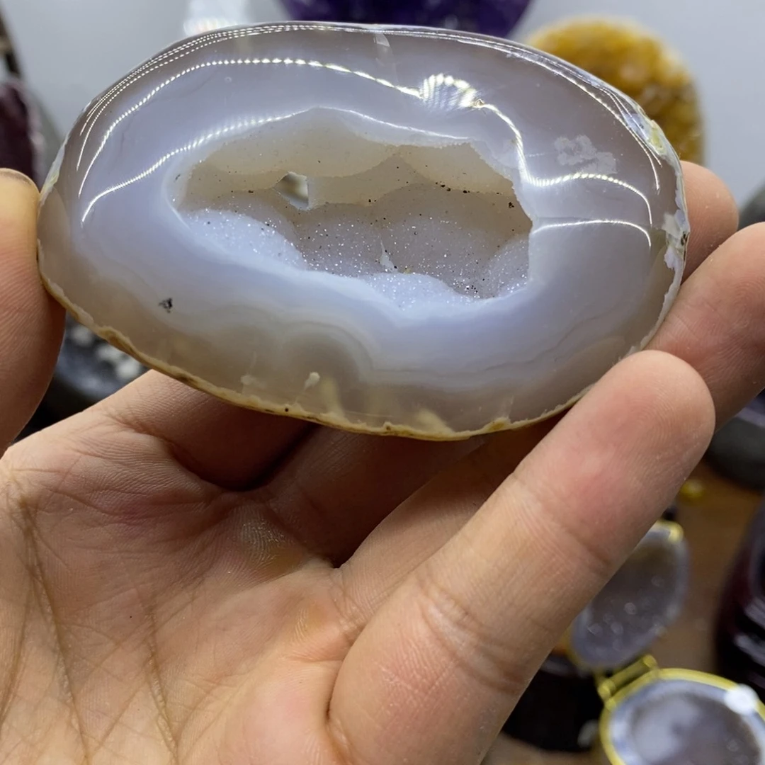 未镶嵌水晶大型摆件（非配饰）