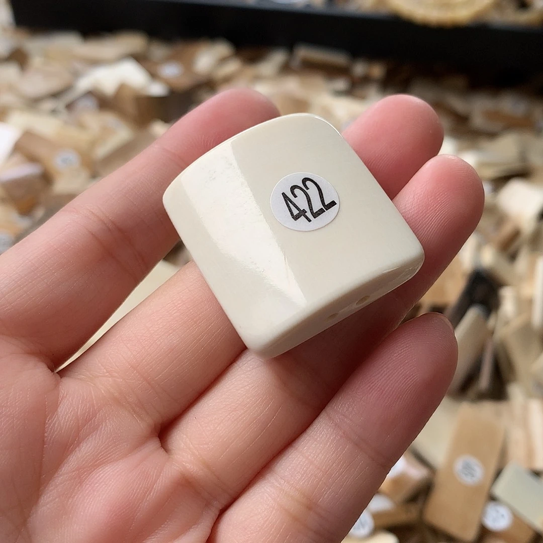 泥塑不打孔联系客服