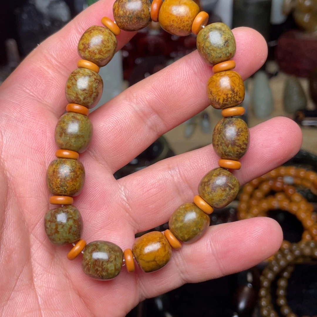 岫岩河磨玉（透闪石质玉）未镶嵌颈饰12.5×12