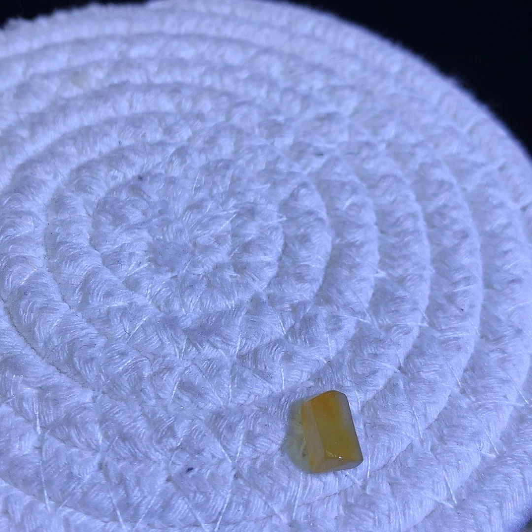 散珠翡翠天然缅甸翡翠冰黄随行卡9.3宽5.3厚3.1