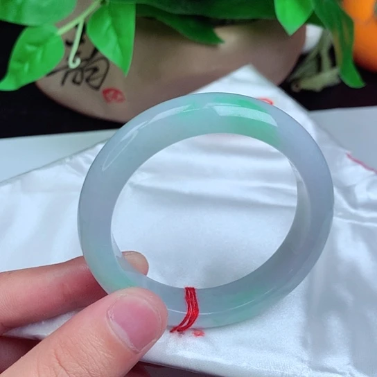 翡翠手镯未镶嵌正圈024