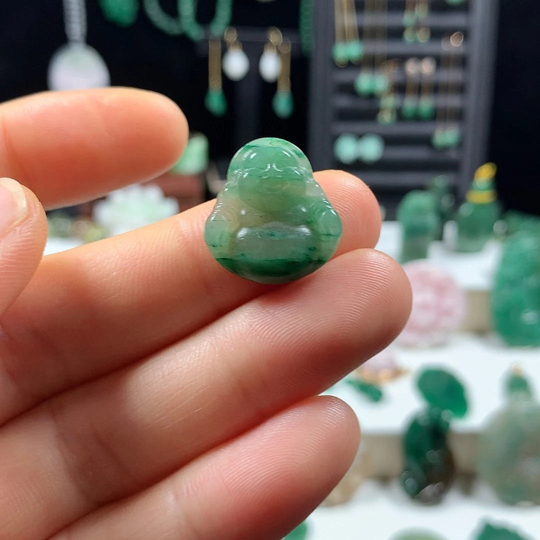 未镶嵌独山玉颈饰