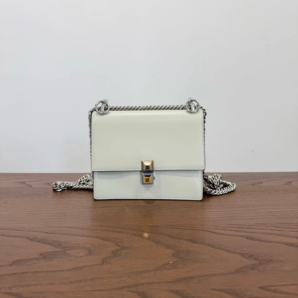 99新 FENDI/芬迪 Fendi芬迪 链条包 尺寸19×15