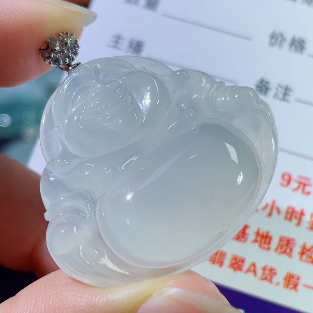 翡翠颈饰18K金镶嵌佛公
