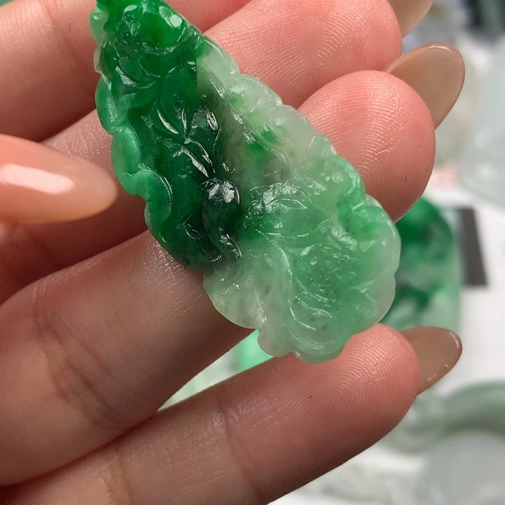 定制翡翠未镶嵌翡翠