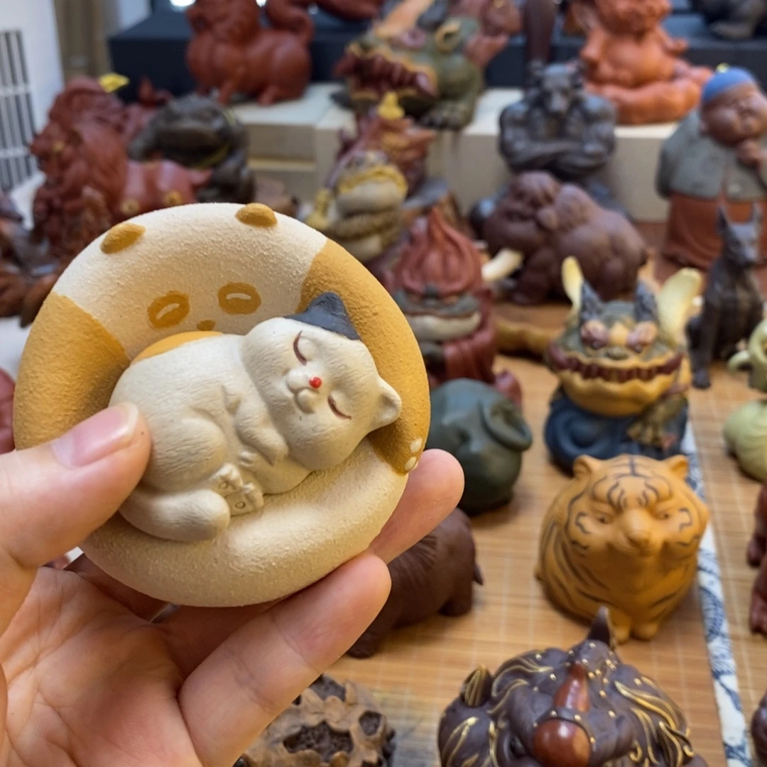紫砂茶宠东方高呼就