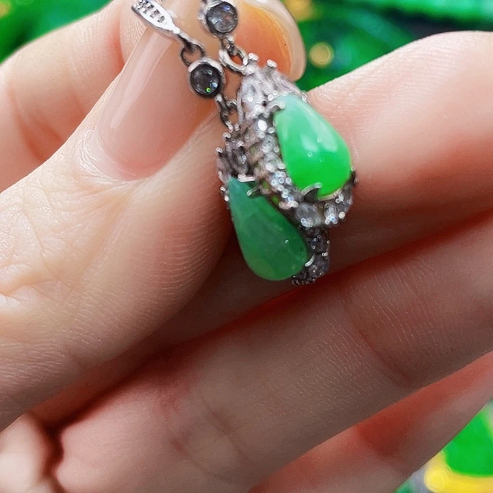 翡翠银S925镶嵌颈饰