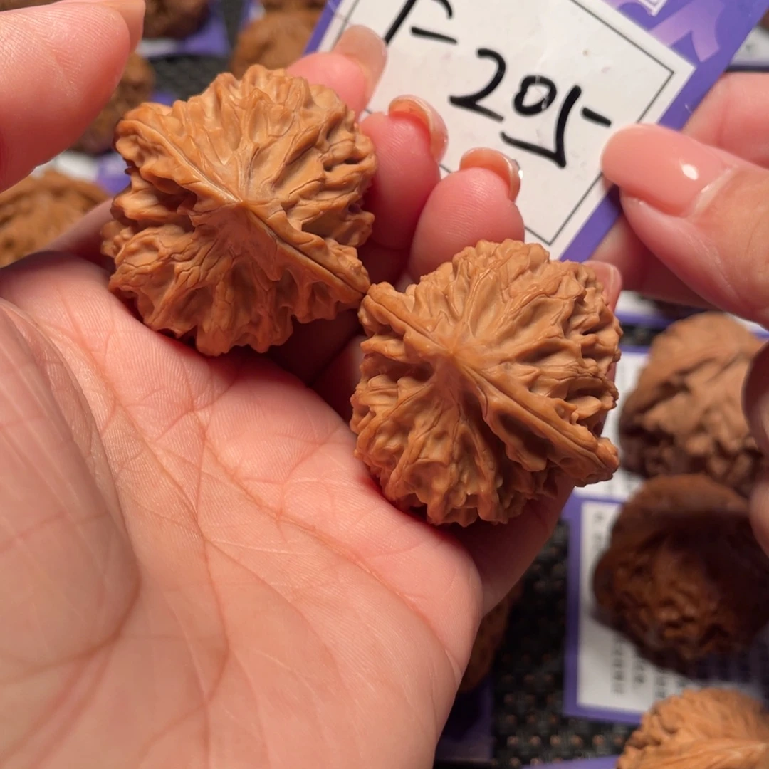 把件桃核205号龙门涧38