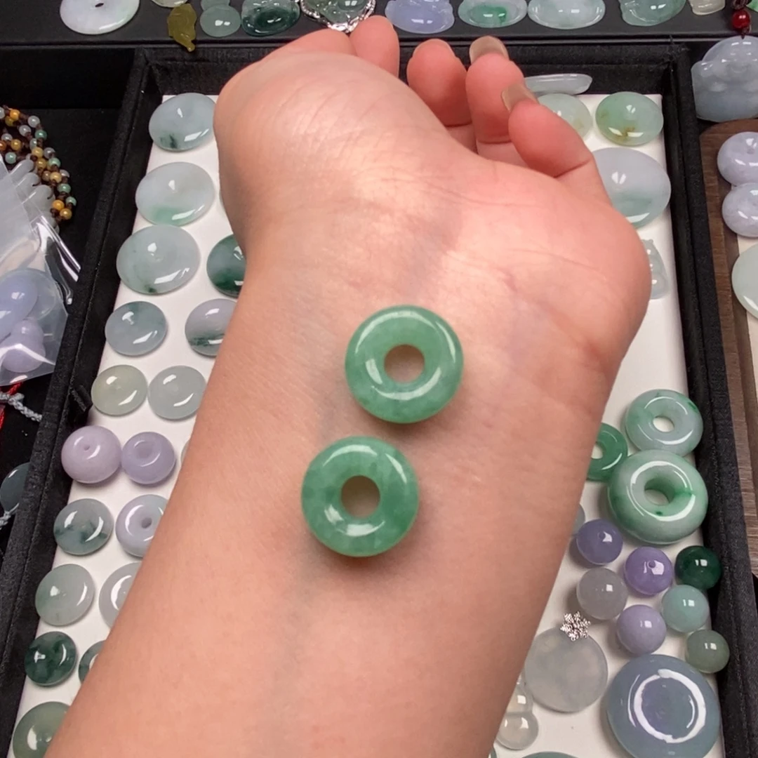 颈饰未镶嵌翡翠甜甜圈