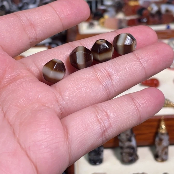 玛瑙/玉髓未镶嵌颈饰71