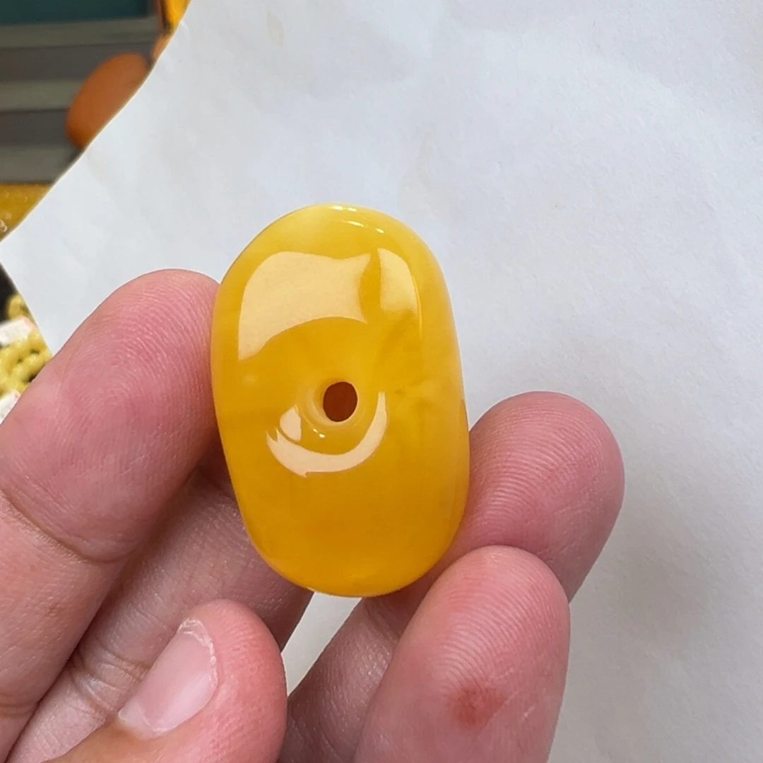 蜜蜡未镶嵌珠宝奇石6.3克